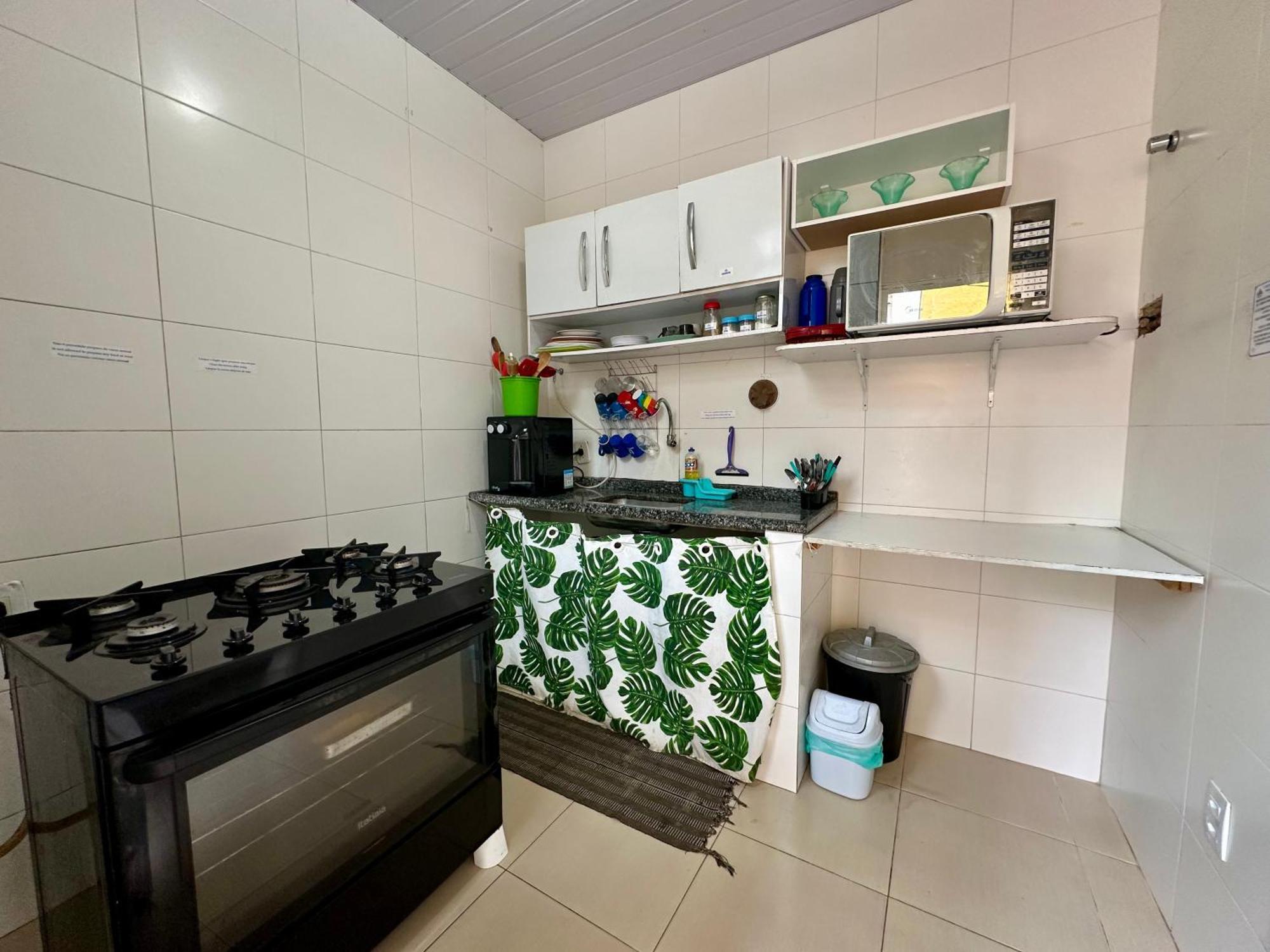 Casinha Tropical Hostal *